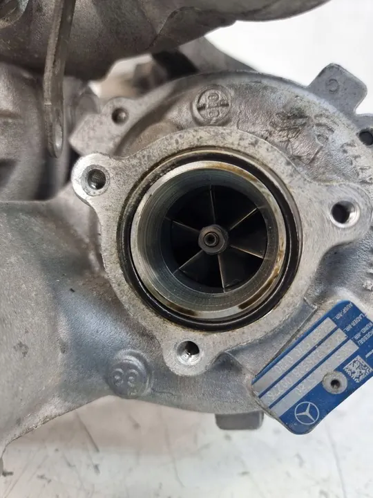 Turbo Biturbo Mercedes E-Class W207 W212 2.2 CDI A6510905780 image 3