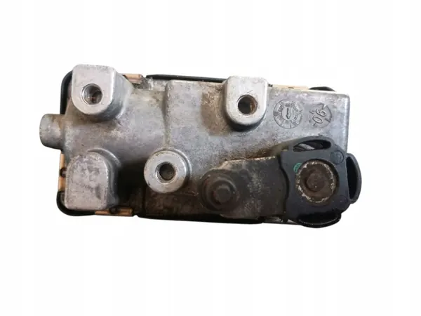 Garrett Turbolader-Aktor OEM 6NW008412 für 2.7 HDI image 10