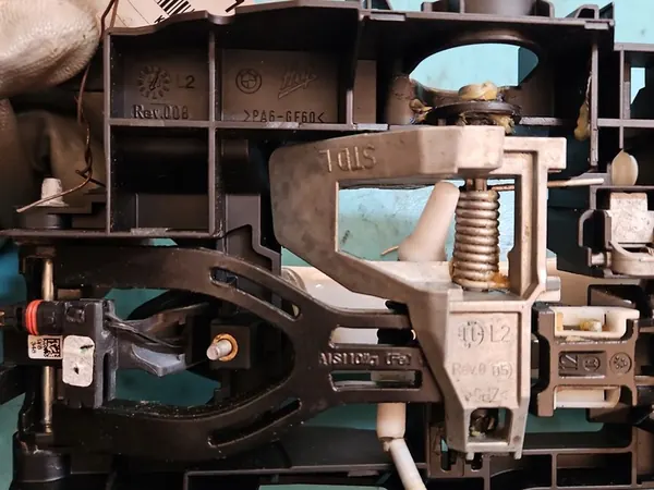 Vasen Etuulkokahva BMW F10 F11 7564310 image 3