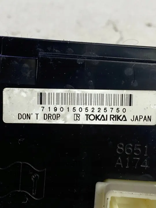 Sensor de ángulo de dirección OEM 8651a174 Mitsubishi image 3