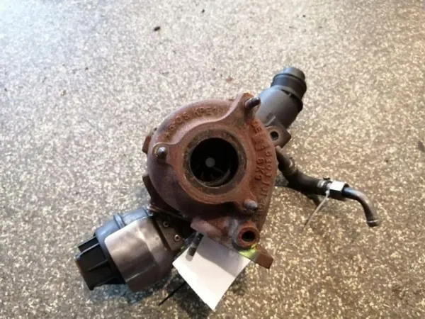Turbocompressor OEM 03L145702E para Audi Q5 2.0L Diesel image 3