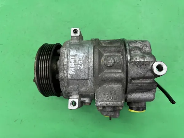 OEM 1K0820803Q Ilmastointikompressori VW Passat B6 image 3