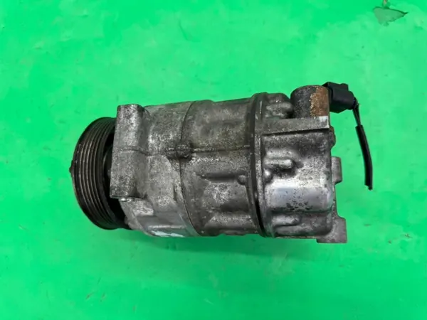 OEM 1K0820803Q Ilmastointikompressori VW Passat B6 image 4