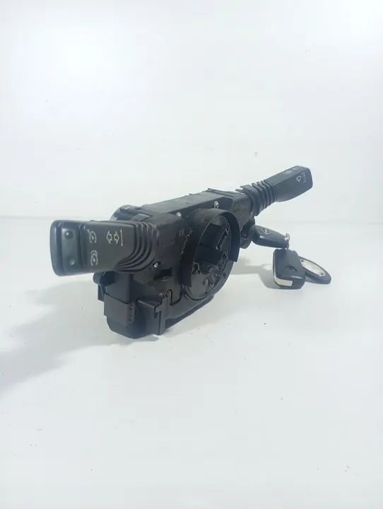 Opel Zafira B 2 Interruptor de luz OE 13276153 image 2