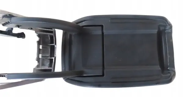 Audi Q3 8U middenconsole armsteun OEM 8U0864283A image 5