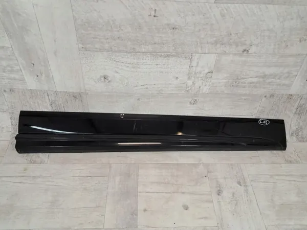 Audi Q5 80A S-Line Ovenlista Oikea Etu OEM 80A853960 image 2