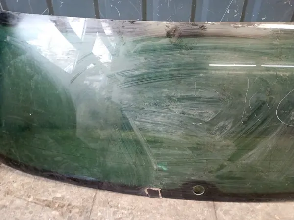 Szyba klapy tyl vwgolf vi - Gebrauchte Heckklappenscheibe image 3