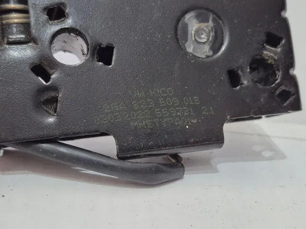Motorhuvslås VW T-Roc Golf Caddy 2GA823509 OEM image 5