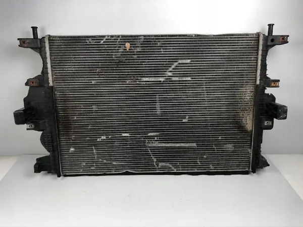 Ford OE DG93-80050-BC Vattenkylare - Begagnad image 2