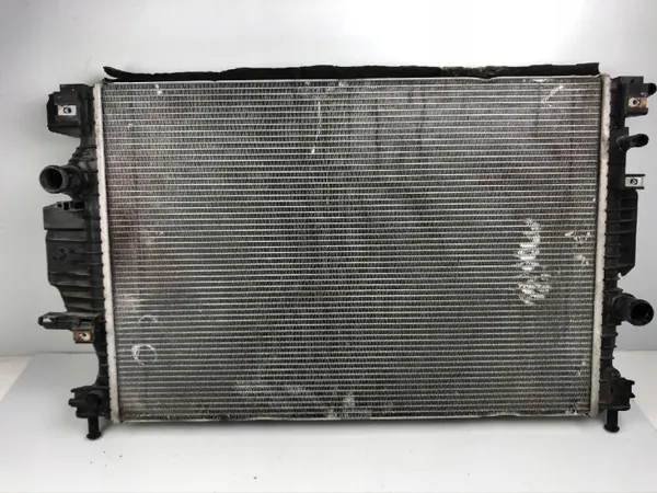 Ford OE DG93-80050-BC Vattenkylare - Begagnad image 5