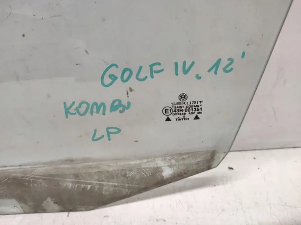VW Golf IV 4 97- Kombi Vitre Avant Gauche OEM image 3