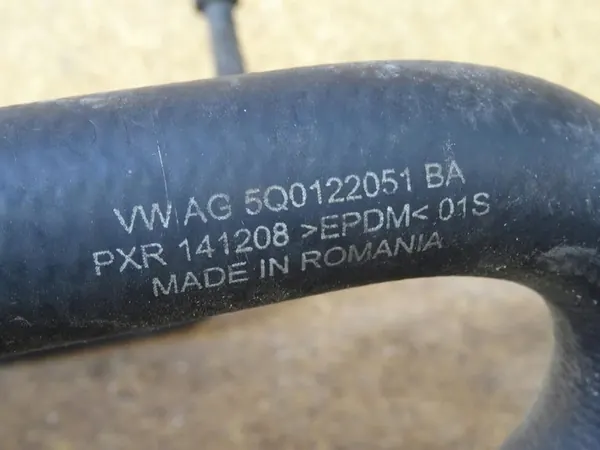 AUDI A3 8V 1.6 TDI Vesijohdot 5Q0121070AH image 5