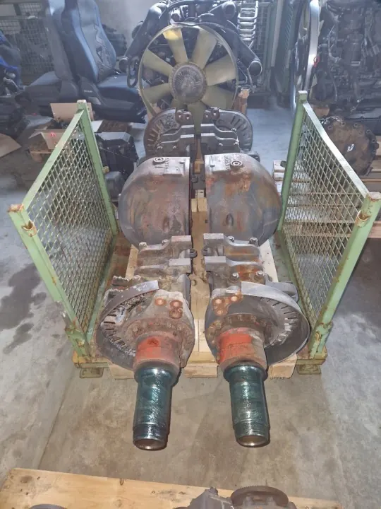 Volvo OEM 3152524 Alojamiento de Eje Trasero para FH/FM image 4