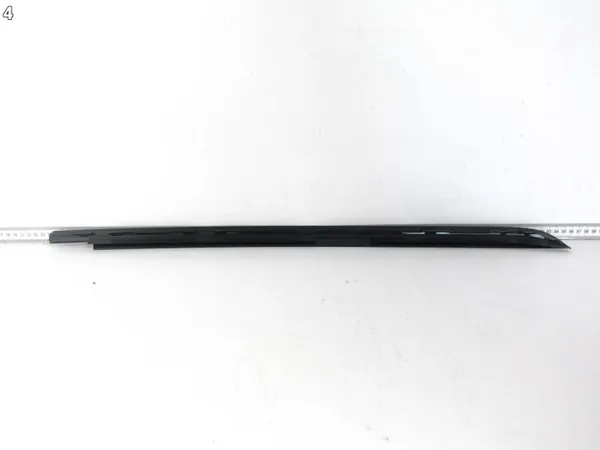 Joint pare-brise avant gauche OEM 75536-60030 image 5