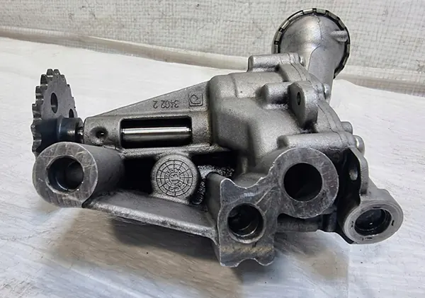 Bomba de aceite Renault OE OEM 150008247R para Kangoo II 1.5dCi image 4