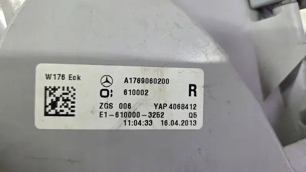 Takavalon jarruvalo peruutusvalo Mercedes A-luokka W176 A1769060200 image 4