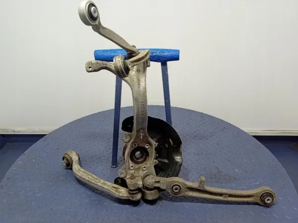 Cubo Dianteiro Esquerdo Audi A6 C6 2.0TDI OEM 4F0407241F image 4