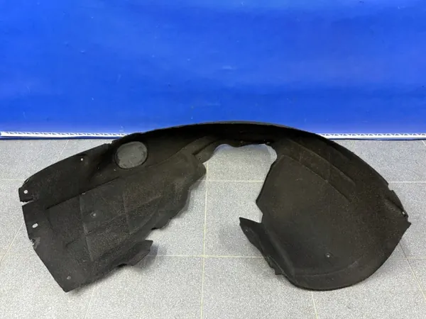Audi A6 C6 4F 04-08 vasen etulokasuoja OEM 4F0821133H image 2