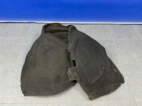 Audi A6 C6 4F 04-08 vasen etulokasuoja OEM 4F0821133H image 6