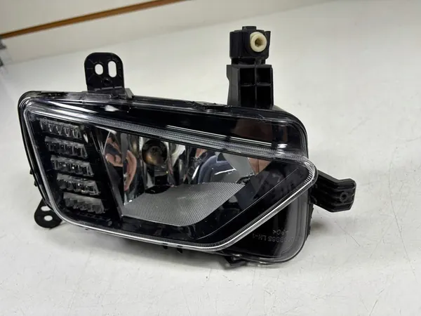 Farol Halógeno Esquerdo VW Polo VI 2G 2G0941661 image 3