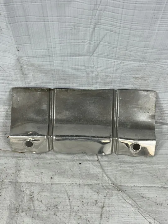Porsche 991 Wärmeisolationsschild OEM 99150547300 image 2