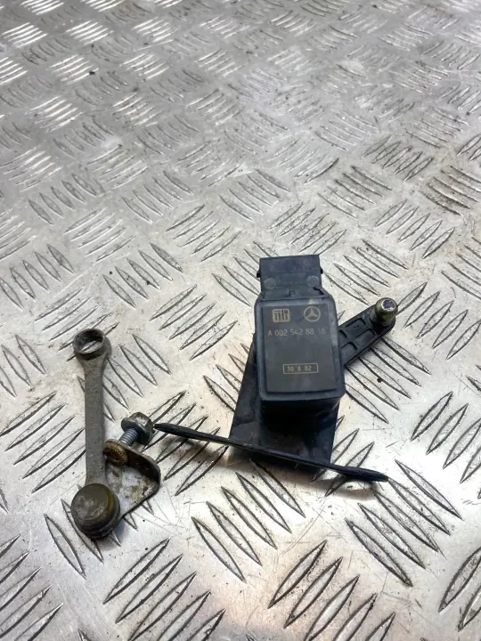 Veerhoogtesensor Mercedes-Benz SL R230 OEM A2303200099 image 2