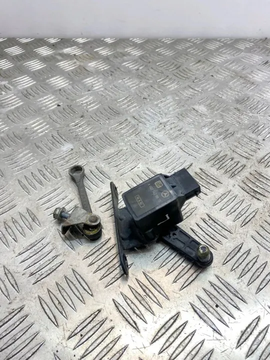 Veerhoogtesensor Mercedes-Benz SL R230 OEM A2303200099 image 3