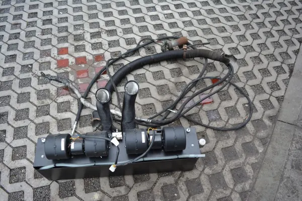 Système AC Fiat Doblo II LIFT MAXI Pièce OEM image 2