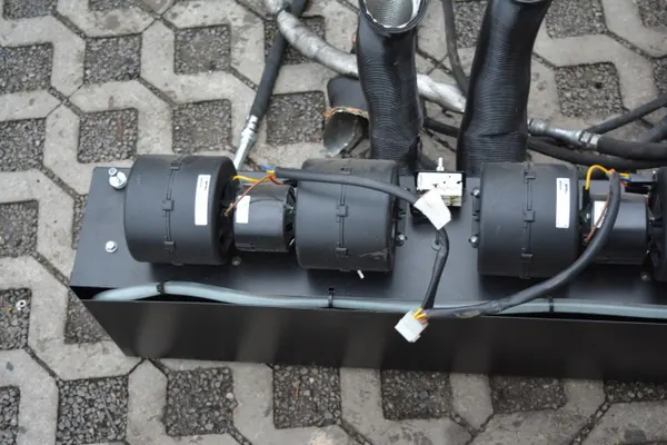 Système AC Fiat Doblo II LIFT MAXI Pièce OEM image 3
