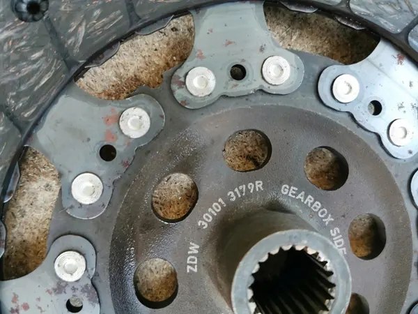 MASTER MOVANO B NV400 2.3 Kaksimassavoltti OEM 302056909R image 2