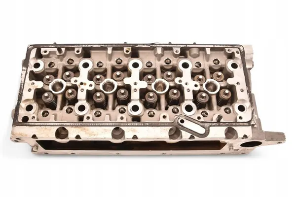 Cabeza de motor 04L103064F GENUINE image 5