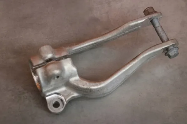 OEM 6865929 Vorderer Linker Stoßdämpferhalter BMW 5er image 4
