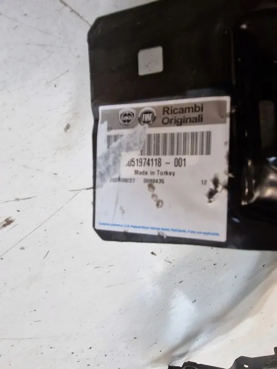 Support de phare avant gauche FIAT DOBLO II 51974118 image 4