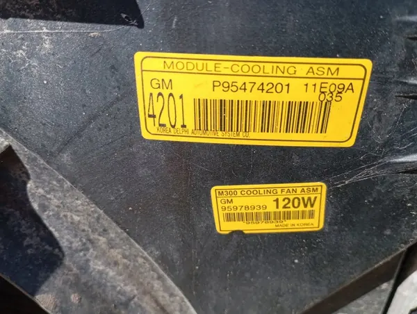 Chevrolet Spark III M300 1.0 A/C Waterkoeler Ventilator OEM 96984450 image 2