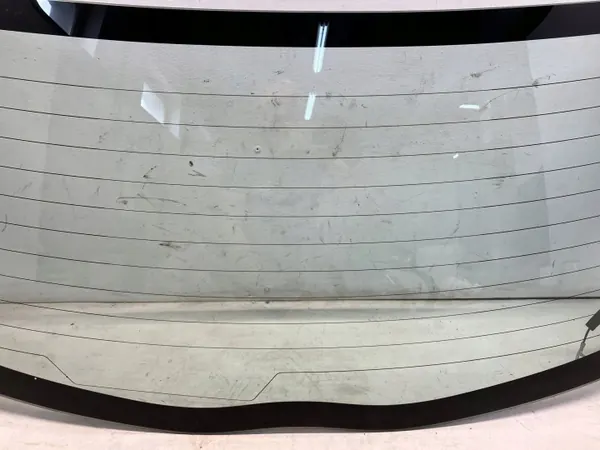Vitre de hayon arrière Toyota Yaris III OEM OYT23726 image 3