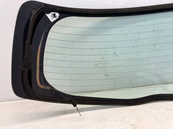 Vitre de hayon arrière Toyota Yaris III OEM OYT23726 image 6