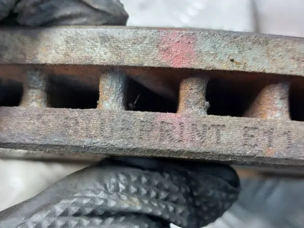 Bromsskivor + Belägg + Bromsok Fram OEM Hyundai Tucson image 7