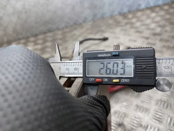 Bromsskivor + Belägg + Bromsok Fram OEM Hyundai Tucson image 9