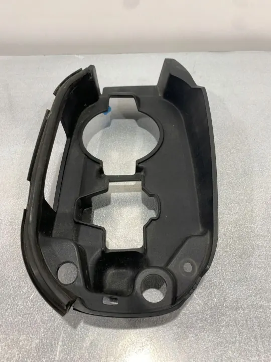 Mitsubishi Outlander Tankstutzen OEM FBZ18639 image 4