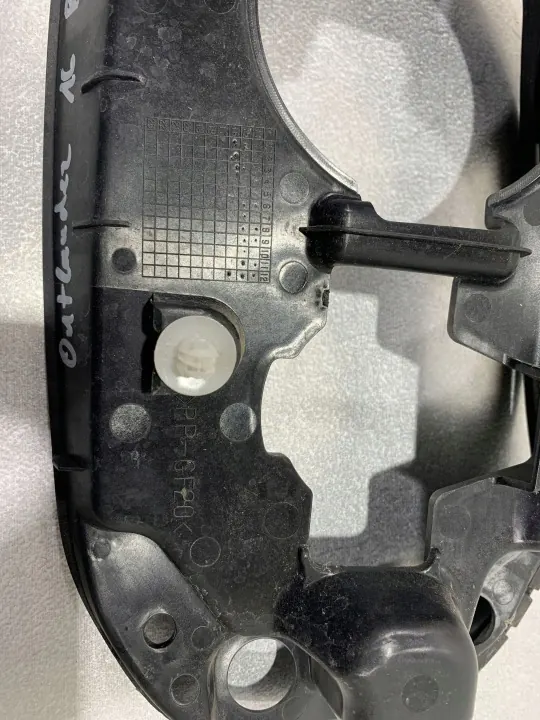 Mitsubishi Outlander Tankstutzen OEM FBZ18639 image 5