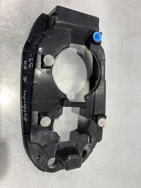 Mitsubishi Outlander Tankstutzen OEM FBZ18639 image 6