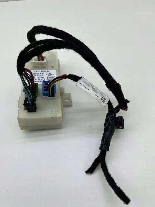 Mercedes GLB W247 bakluckmodul OEM A2479010900 image 2