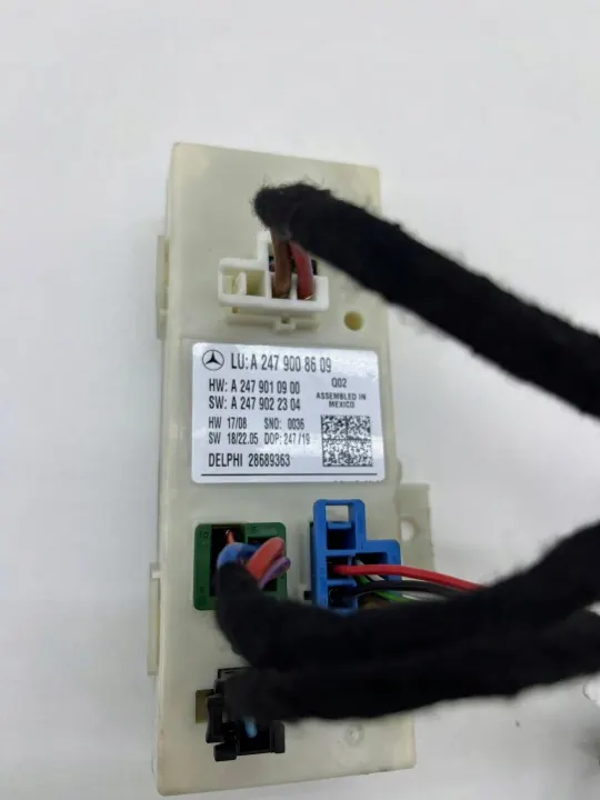 Mercedes GLB W247 bakluckmodul OEM A2479010900 image 3