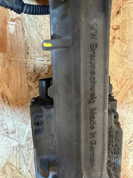 Audi Q7 Q5 80A hehkutulppa OEM 4M1423055AM image 5