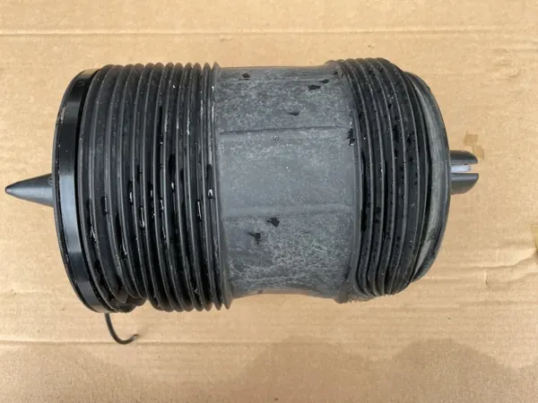 Luftfjädring bakvagn vänster OEM 4M4616001E image 3