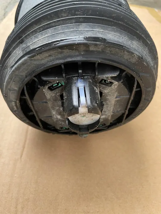 Luftfjädring bakvagn vänster OEM 4M4616001E image 5