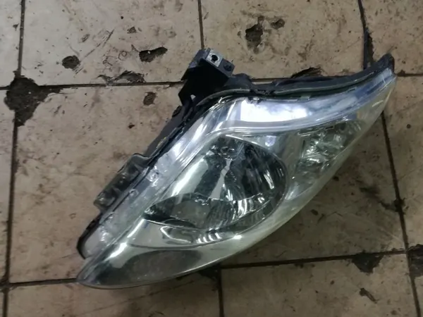 Farol Dianteiro Direito Suzuki Swift MK6 2005-2009 image 2