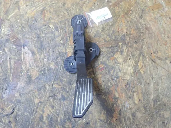 Pédale d'accélérateur Isuzu D-Max OEM 8983793050 - Occasion image 2
