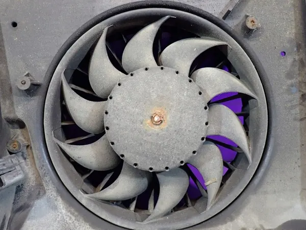 VW Transporter T4 2.5 TDI Kylarrubrik OEM 701121207B image 8