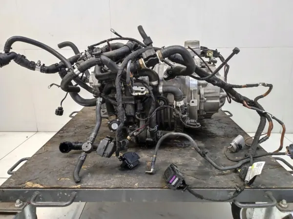 Motor eléctrico completo usado OEM EAG 12e010001B EAGA image 3